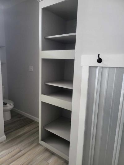 Photo 5 of 13 of home located at 12415 Thonotosassa Rd, Unit 108 Thonotosassa, FL 33592