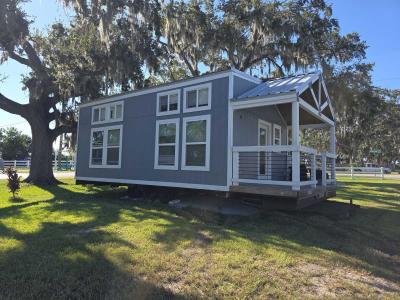 Photo 2 of 10 of home located at 201 Stephens Road Unit 2732 Ruskin, FL 33570