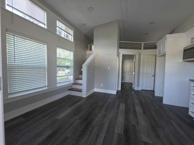 Photo 2 of 10 of home located at 201 Stephens Road Unit 226 White Squirrel Ruskin, FL 33570