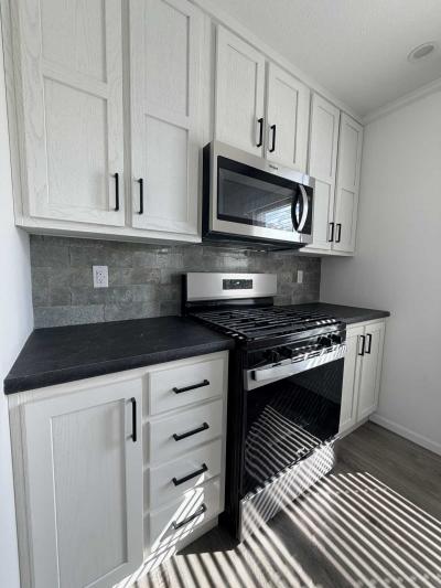 Mobile Home at 22337 S Woodside Drive Channahon, IL 60410