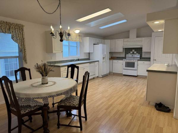 2002 FLEETWOOD Manufactured Home