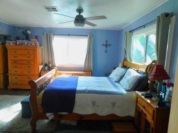 1976 Signature Mobile Home