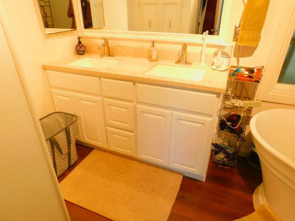 1976 Signature Mobile Home