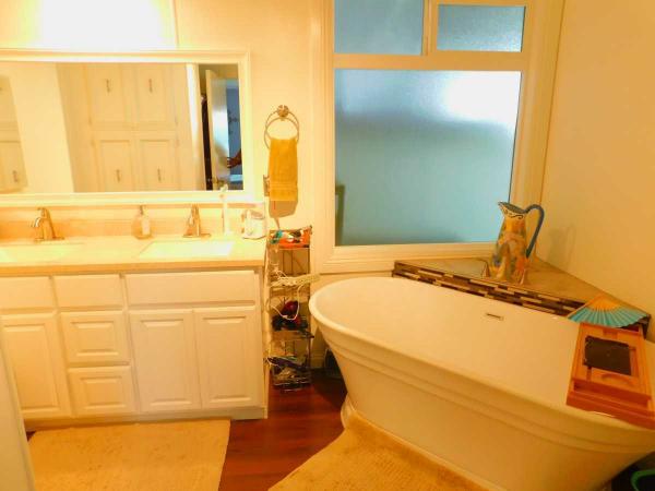 1976 Signature Mobile Home