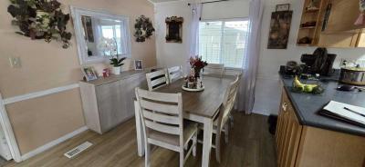 Photo 4 of 11 of home located at 4204 King Arthur Ct Bakersfield, CA 93301