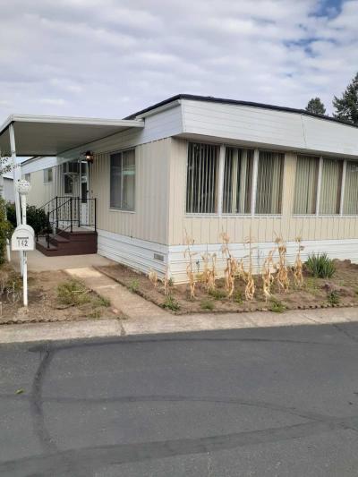 Photo 2 of 8 of home located at 19776 Southeast Stark Street Unit 142 Portland, OR 97233