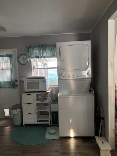 Photo 5 of 13 of home located at 615 Mario Trail Lakeland, FL 33803