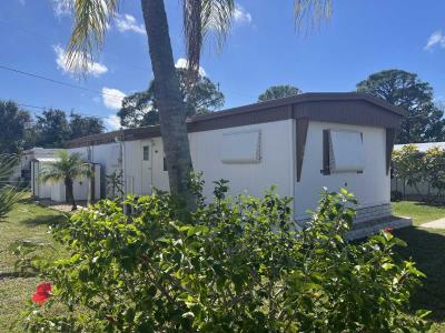 Mobile Home at 11630 Hamlin Bouelvard, Lot 127 Largo, FL 33774