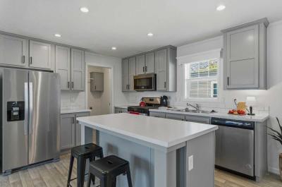 Photo 4 of 15 of home located at 183 Kingsway Dr North Mankato, MN 56003