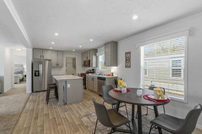 Photo 2 of 15 of home located at 183 Kingsway Dr North Mankato, MN 56003