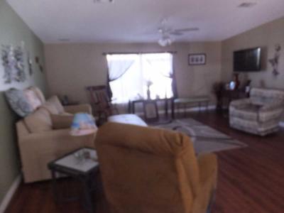 Photo 6 of 14 of home located at 2853 Steamboat Loop # 410 North Fort Myers, FL 33917