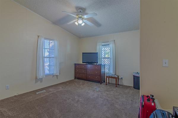 1995 Fleetwood Manufactured Home