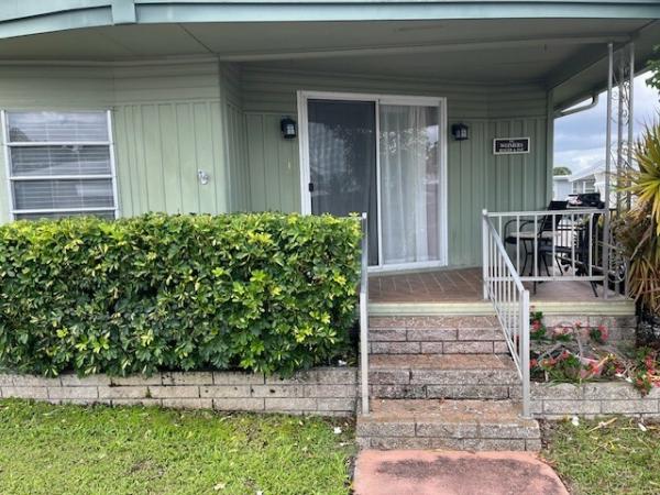 CHAT Mobile Home For Sale