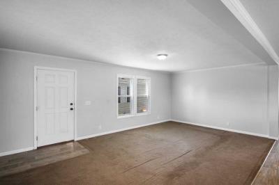 Photo 4 of 20 of home located at 15385 Cartier Clinton Township, MI 48038