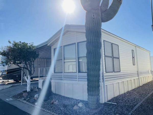 1990 Skyline Manufactured Home