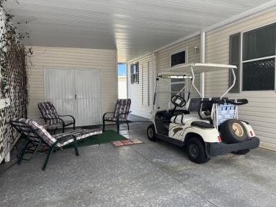 Photo 3 of 14 of home located at 2115 Sawgrass Ln Ruskin, FL 33570