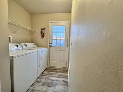 Photo 3 of 3 of home located at 25034 Oxford Woodhaven, MI 48183