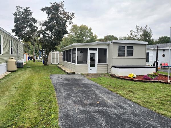 1971 SKYLINE Mobile Home