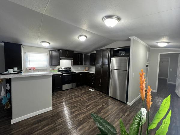 2009 Clayton Homes Inc Mobile Home For Sale