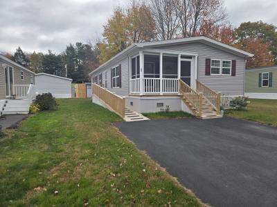 Photo 3 of 12 of home located at 17 Pond Drive Brunswick, ME 04011