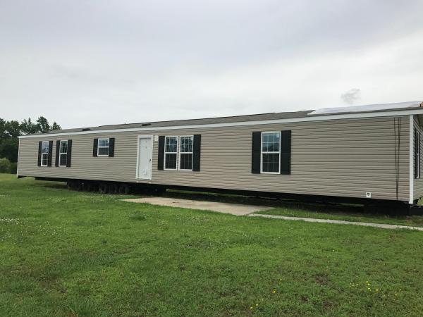 2017 Clayton Homes Inc Yes Mobile Home