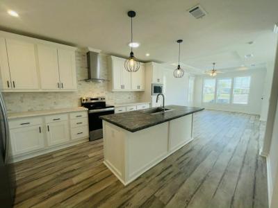 Photo 3 of 20 of home located at 1013 Davy Jones Drive North Fort Myers, FL 33917