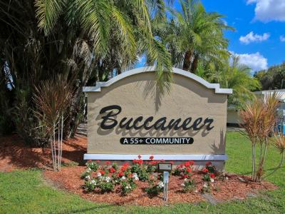 Photo 3 of 19 of home located at 370 Pirates Rest Road North Fort Myers, FL 33917