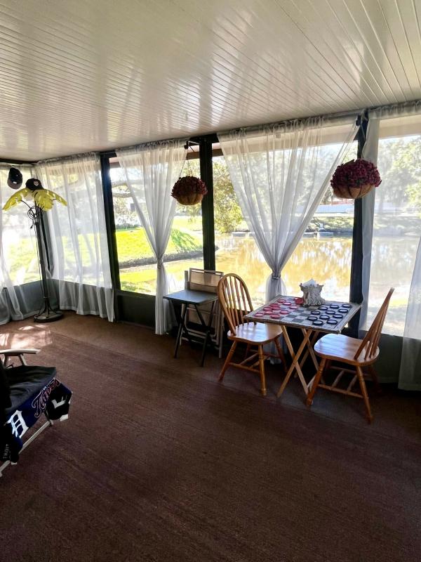 1988 Palm Harbor Mobile Home