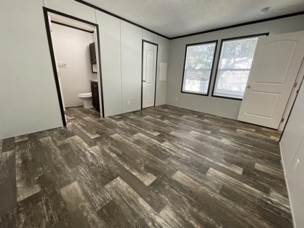 2021 Clayton - Wakarusa Mobile Home