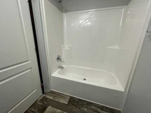 2021 Clayton - Wakarusa Mobile Home