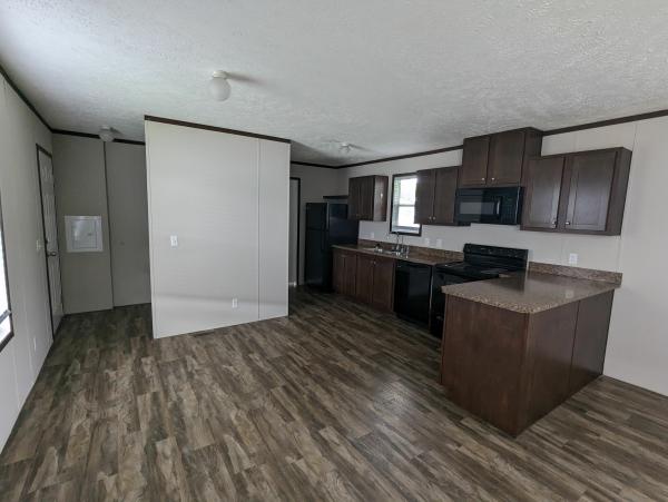 2015 Clayton Homes Inc Mobile Home For Sale