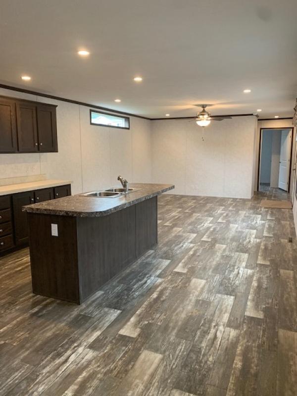 2022 Champion  NWS-L-47225  Home