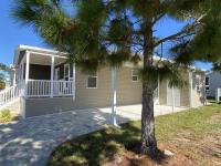 2026 Champion Homes SIG4522A Signature Series Mobile Home