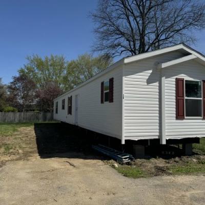 Mobile Home at 27 Crestwood Drive #0028 Middletown, IN 47356