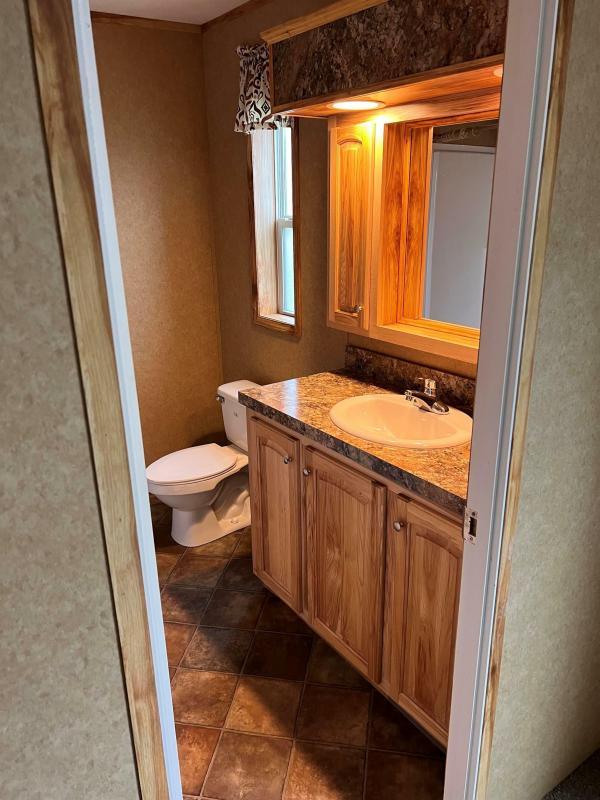 2017 REDMAN 43 NWS-L-26609  Home