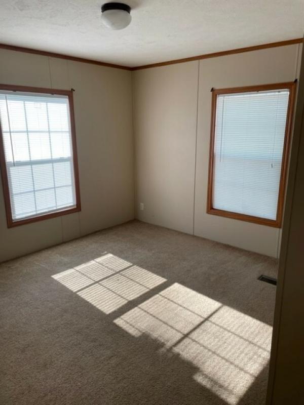 Photo 1 of 2 of home located at 19 Mobile View Toronto, OH 43964