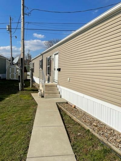 Mobile Home at 19 Mobile View Toronto, OH 43964