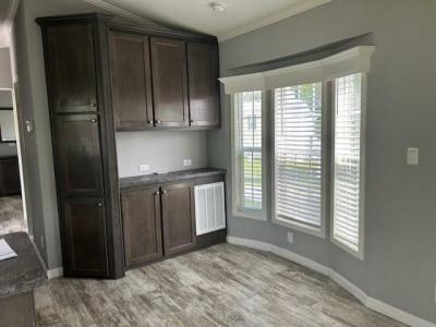 Photo 4 of 11 of home located at 6941 Macdonald Court, Lot 21 Zephyrhills, FL 33541