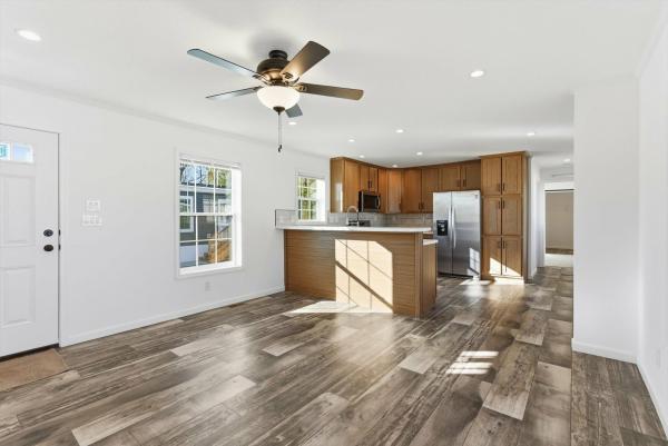 2026 Redman 67 NWSSL26602  Home