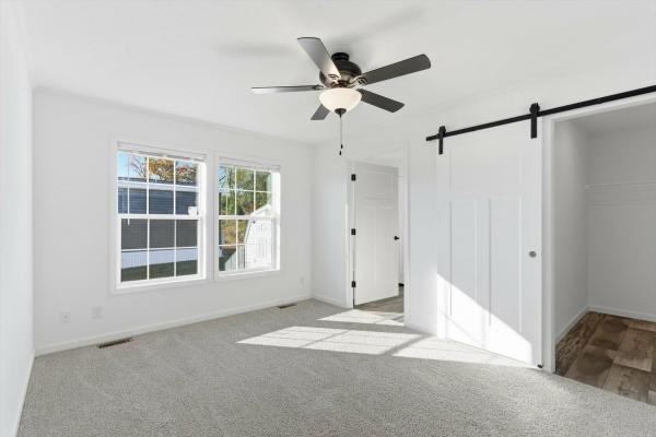 2026 Redman 67 NWSSL26602  Home