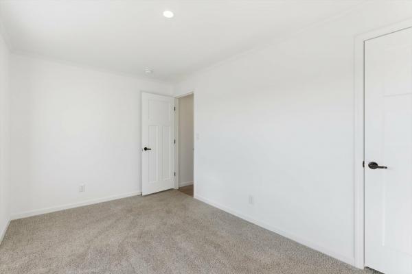 2026 Redman 67 NWSSL26602  Home