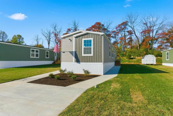 2025 Redman 68 NWSSL26609  Home