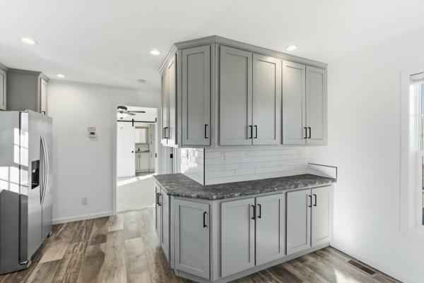 2026 Redman 70 NWSSL46627  Home