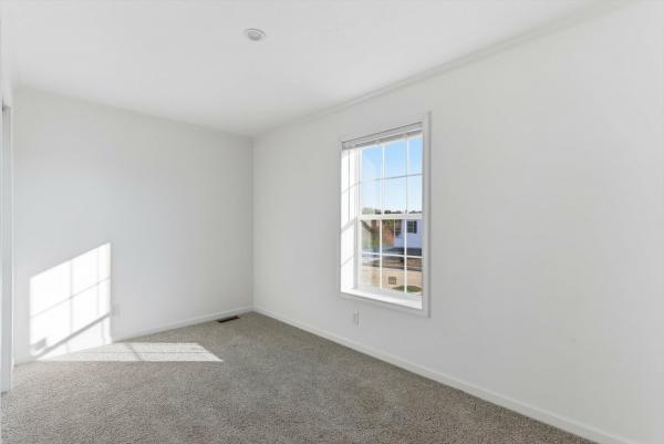 2026 Redman 70 NWSSL46627  Home