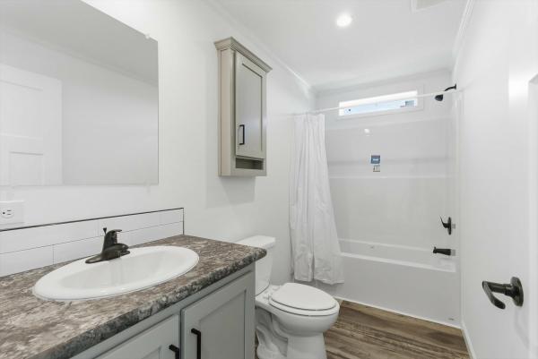 2026 Redman 70 NWSSL46627  Home