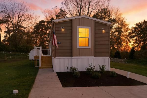 2026 Redman 70 NWSSL46627  Home