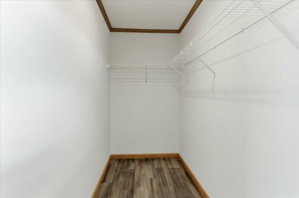 2026 Redman 72 NWSSL26602  Home