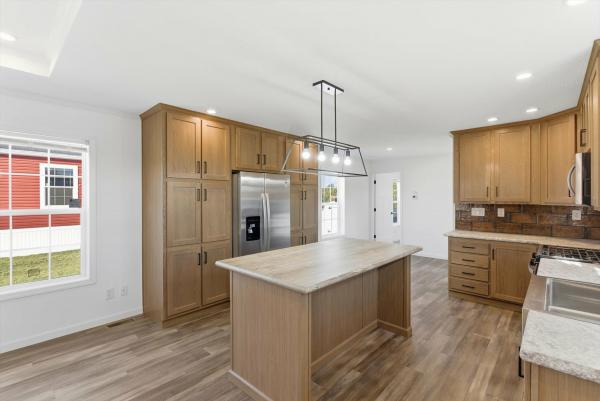 2026 Redman 73 007RENW-1666H22193  Home