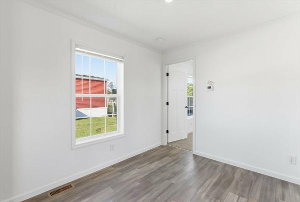 2026 Redman 73 007RENW-1666H22193  Home