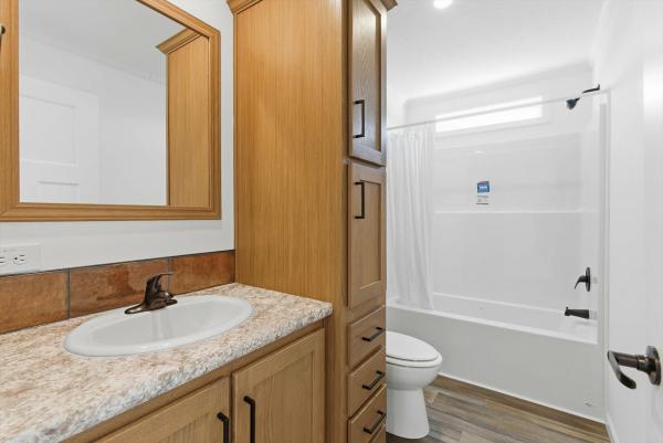 2026 Redman 73 007RENW-1666H22193  Home